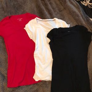 Basic Maternity V-neck Shirts